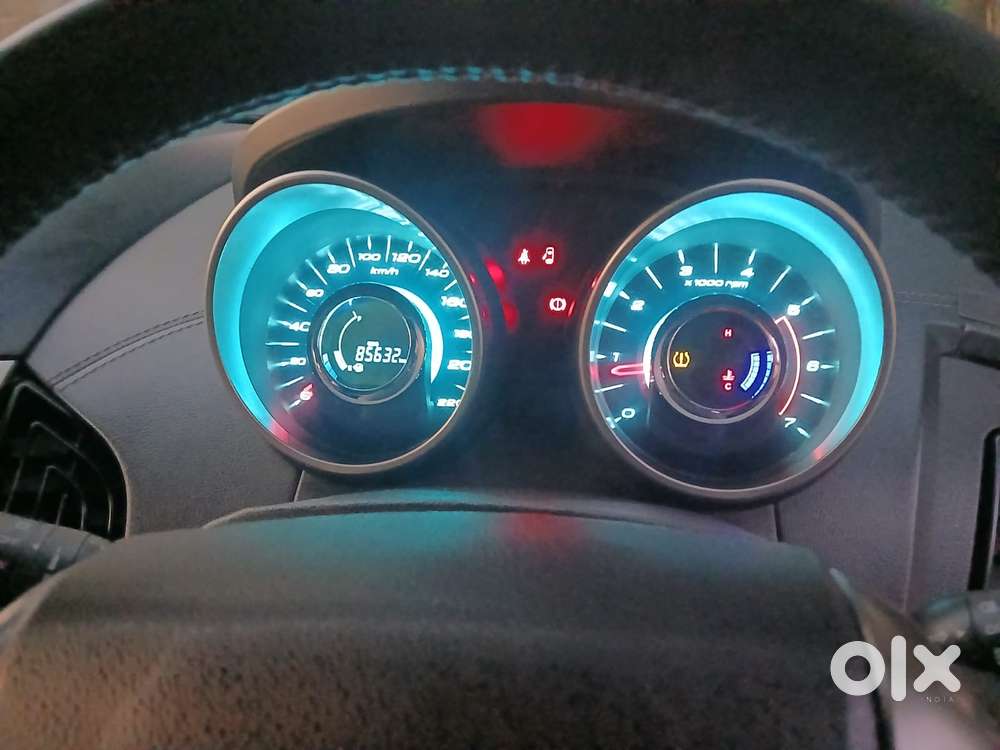 Mahindra Xuv500 W11 Option, 2019, Diesel