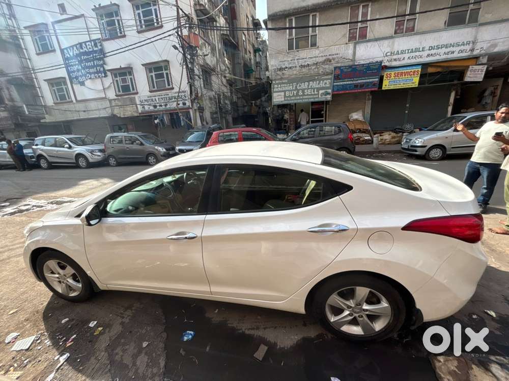 Hyundai Elantra Petrol 2012