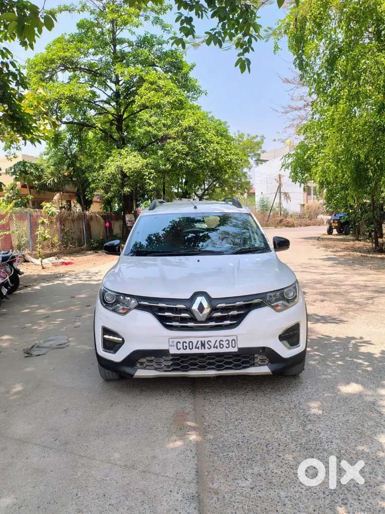 Renult Triber Top Model Well Maintain Car