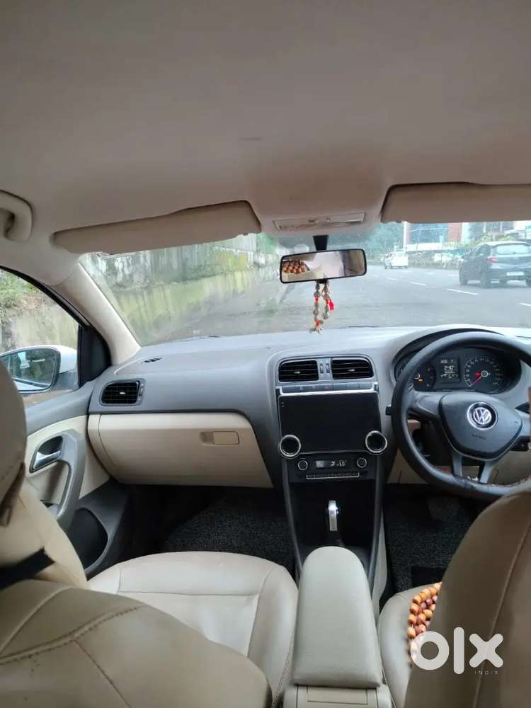 Volkswagen Vento 2015 Tsi Automatic Petrol