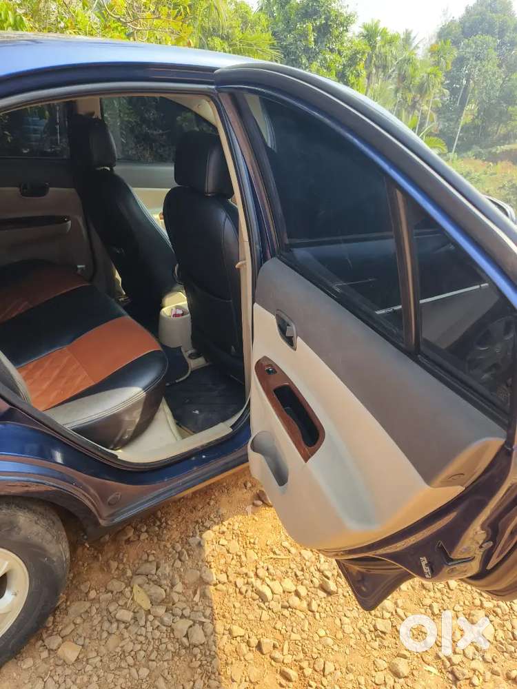 Hyundai Verna 2010 Diesel 140000 Km Driven