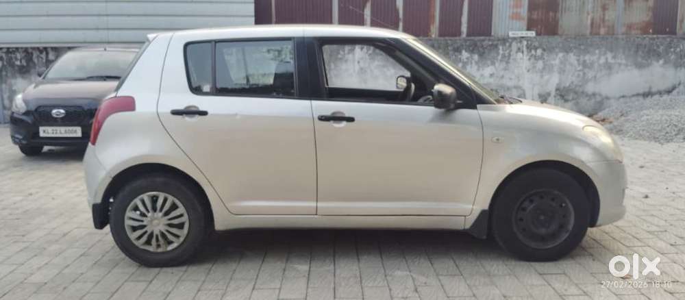 Maruti Suzuki Swift 1.2 Vxi (o), 2006, Petrol