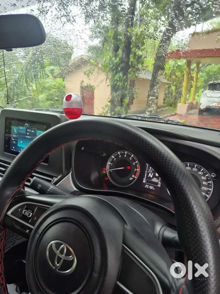 Toyota Urban Cruiser Petrol 2024