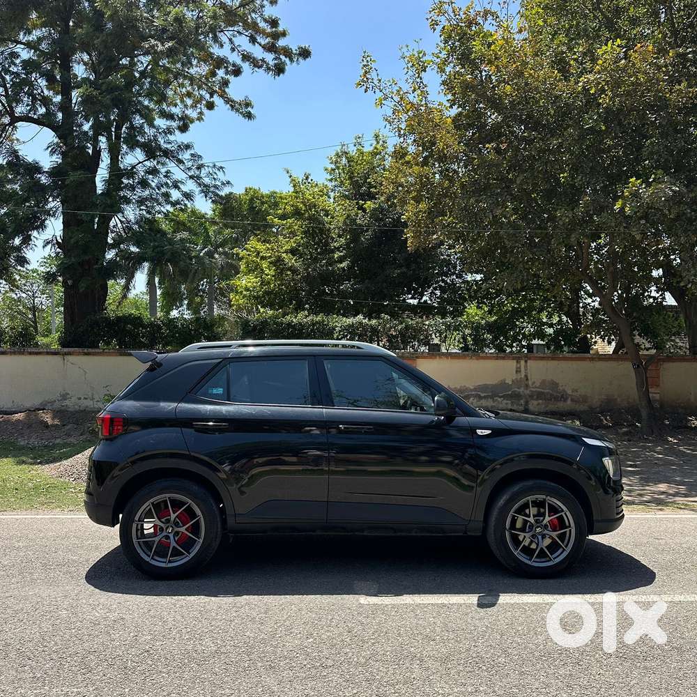 Hyundai Venue S 1.2 Petrol, 2024, Petrol