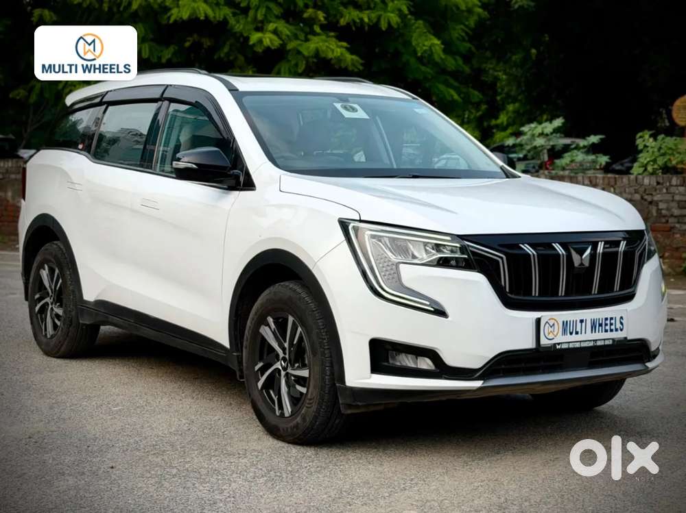 Mahindra Xuv700 2.0 Ax 5 Petrol Mt 7 Str, 2024, Petrol