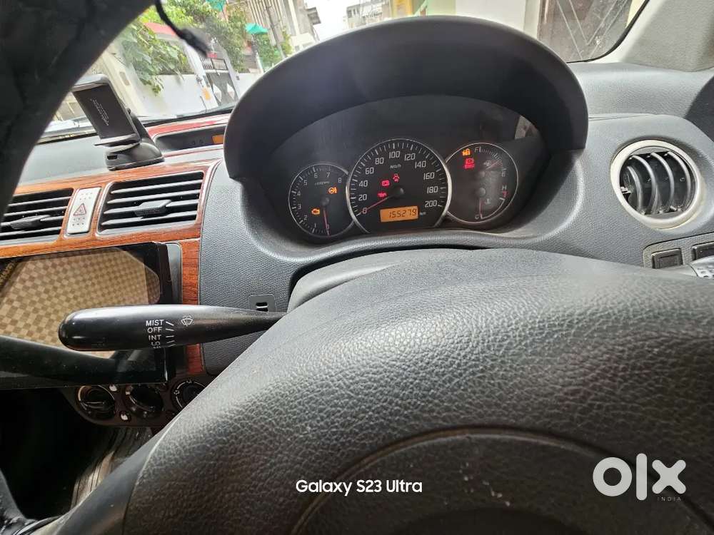 Maruti Suzuki Swift 2011