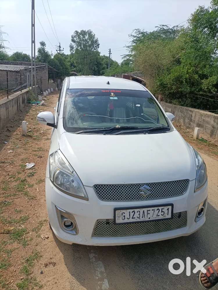 Maruti Suzuki Ertiga 2014 Diesel 98000 Km Driven