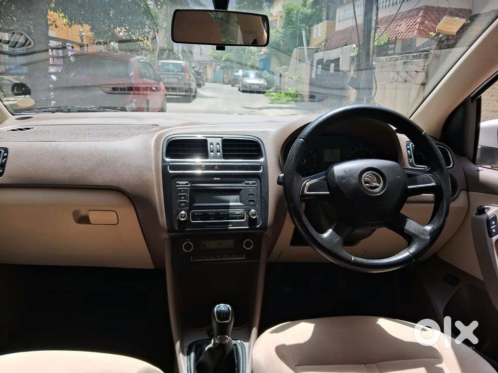 Skoda Rapid 1.6 Tdi Elegance, 2013, Diesel