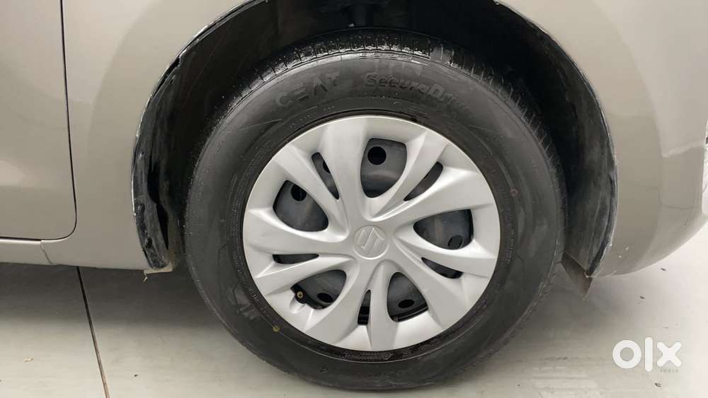 Maruti Suzuki Swift Amt Vvt Vxi, 2018, Petrol