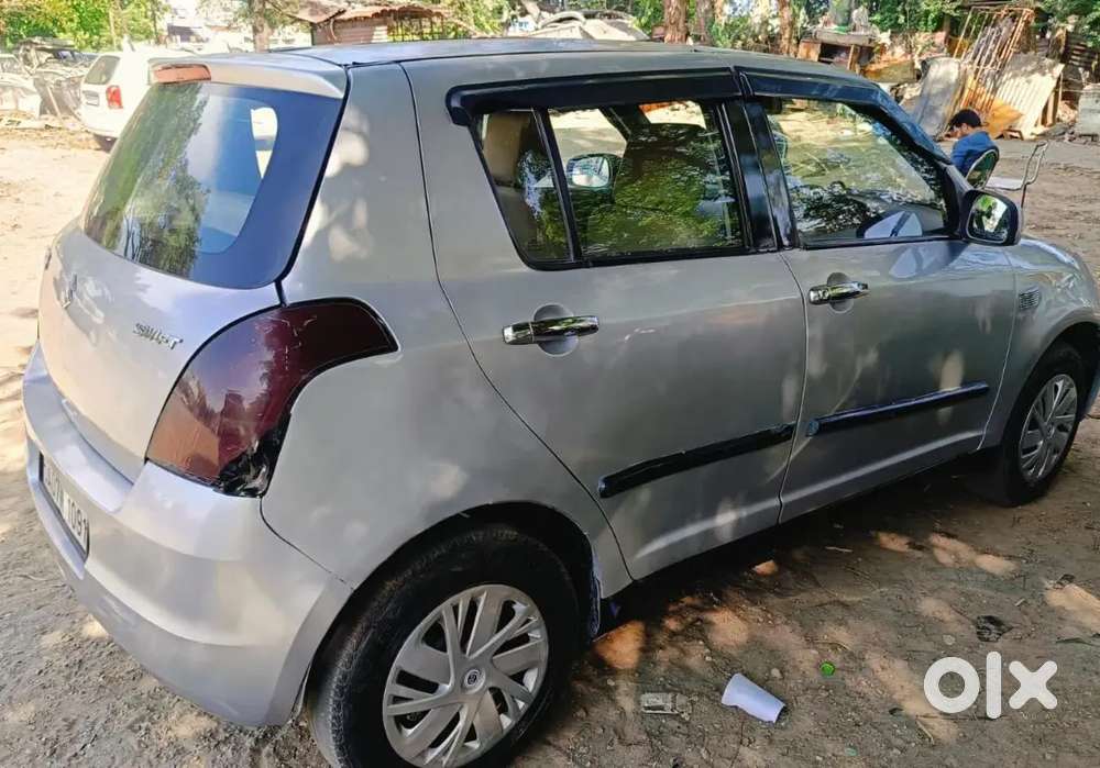 Swift Lxi  2006 / 2031 Tak Valid Petrol Me H Cng Lgi Hui H