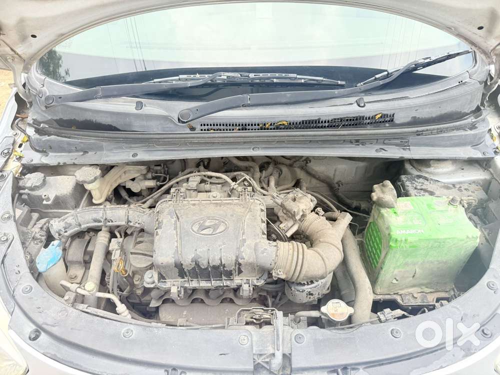Hyundai I10 Sportz, 2014, Petrol