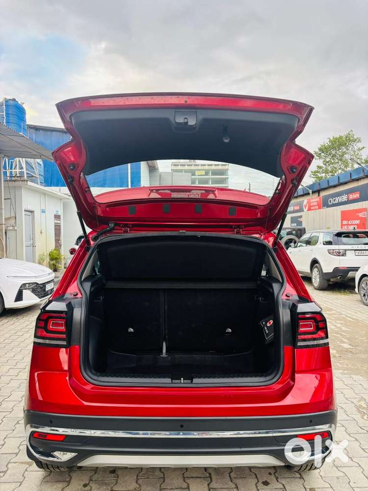 Volkswagen Taigun Topline 1.0 Tsi At (electric Seats), 2024, Petrol