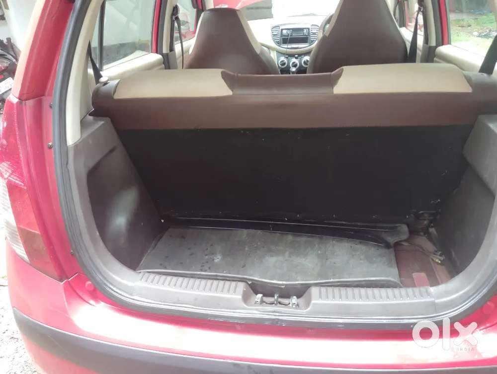 Hyundai I10 2010
New Battery
New Tayer ,in
Chill Ac,
Paper Up To 2030