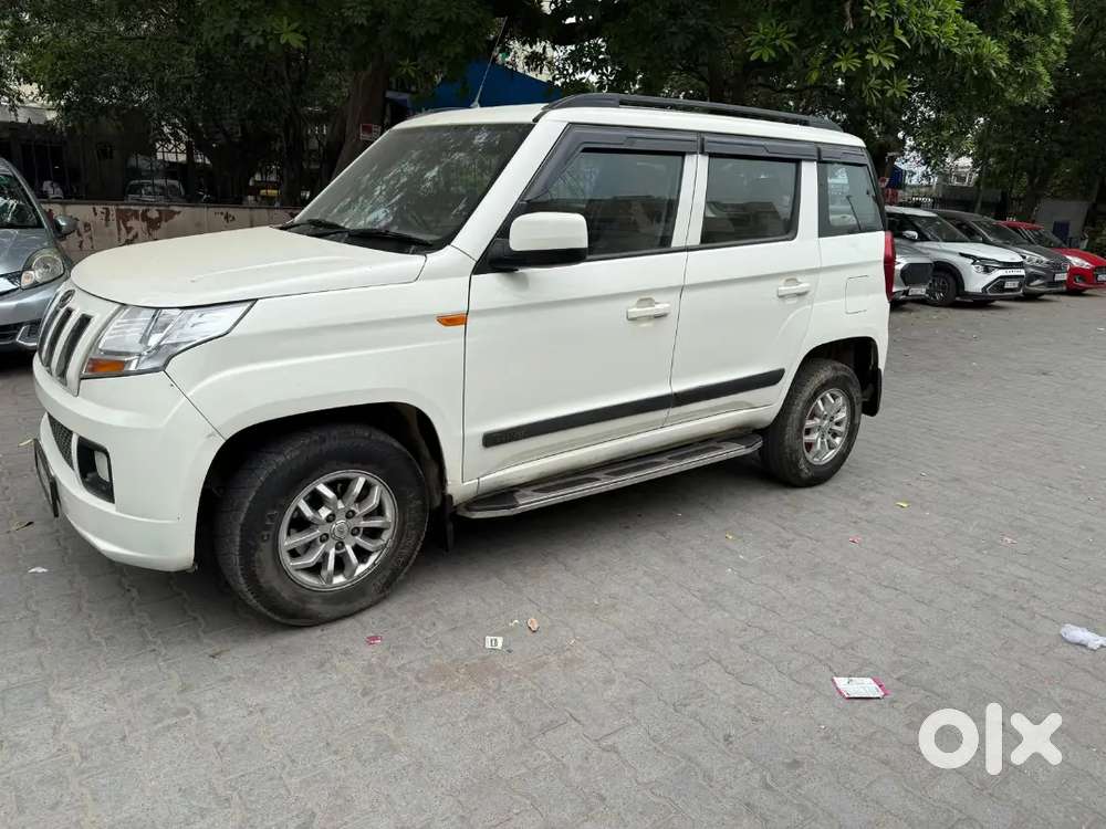 Mahindra Tuv 300 Plus 2019