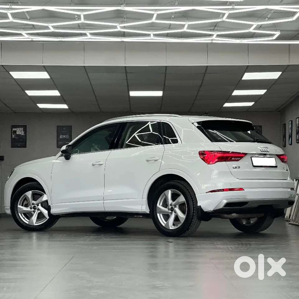 Audi Q3 40 Tfsi Premium Plus, 2023, Petrol
