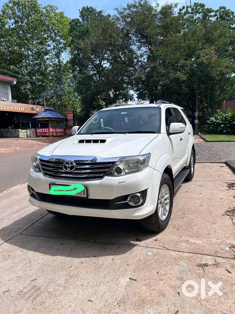 Toyota Fortuner Automatic  2012 Model