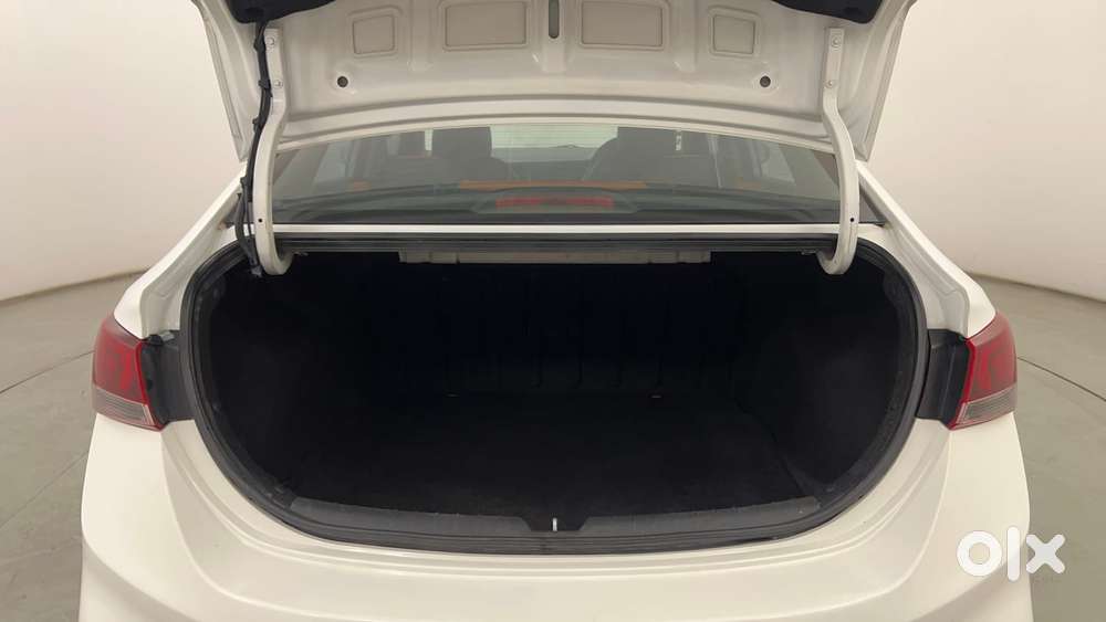 Hyundai Verna 1.6 Crdi Sx Plus At, 2017, Diesel