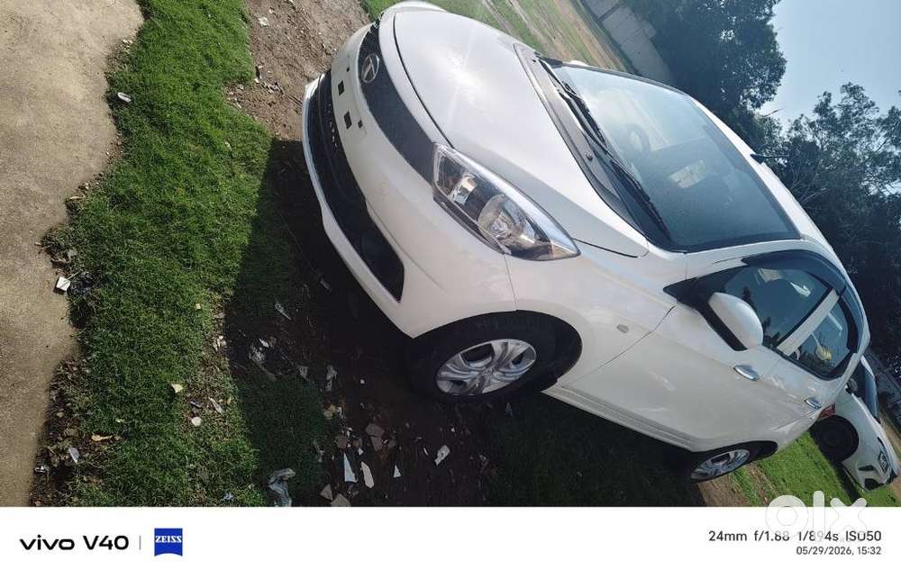Tata Tiago 1.2 Revotron Xt Option, 2018, Petrol