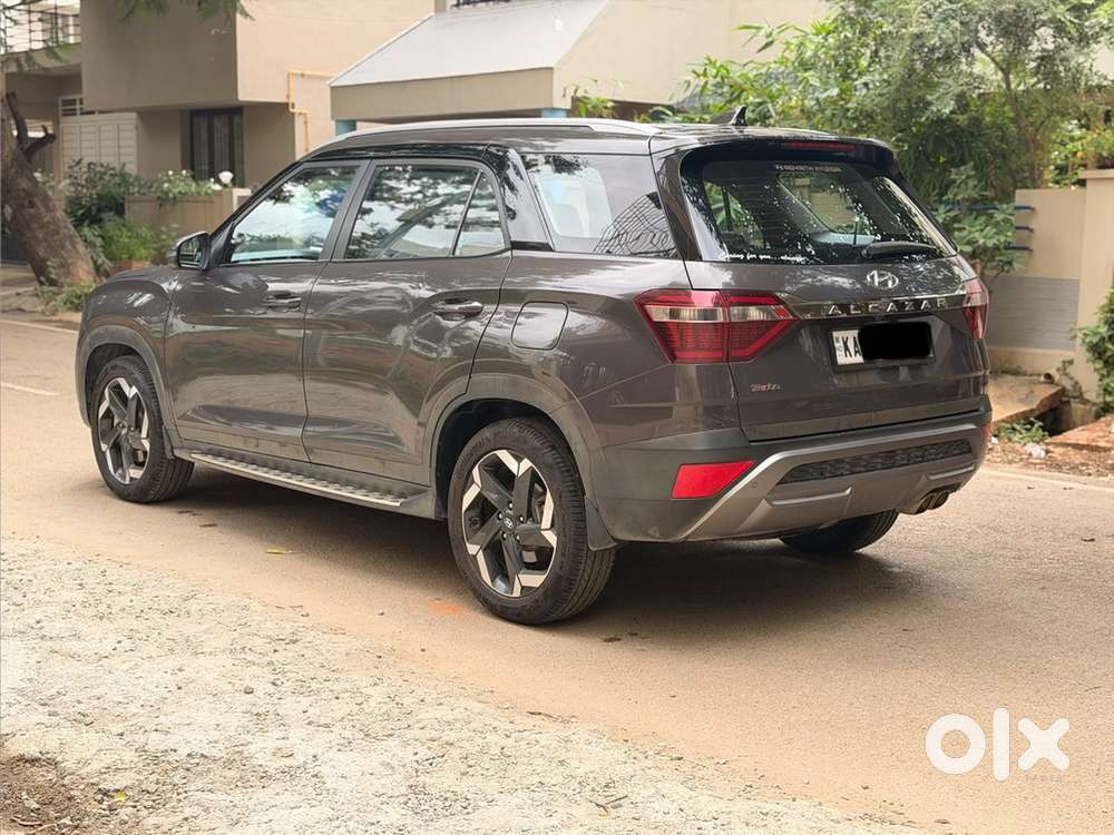 Hyundai Alcazar 2023 Petrol 32500 Km Driven