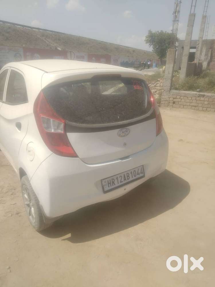 Eon 2016  Model Hai Saara Kaam Ok Hai Engine Ok Hai Ac Ka Compelete