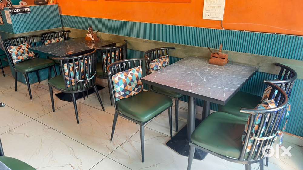 16 chairs 4 tables metal frame