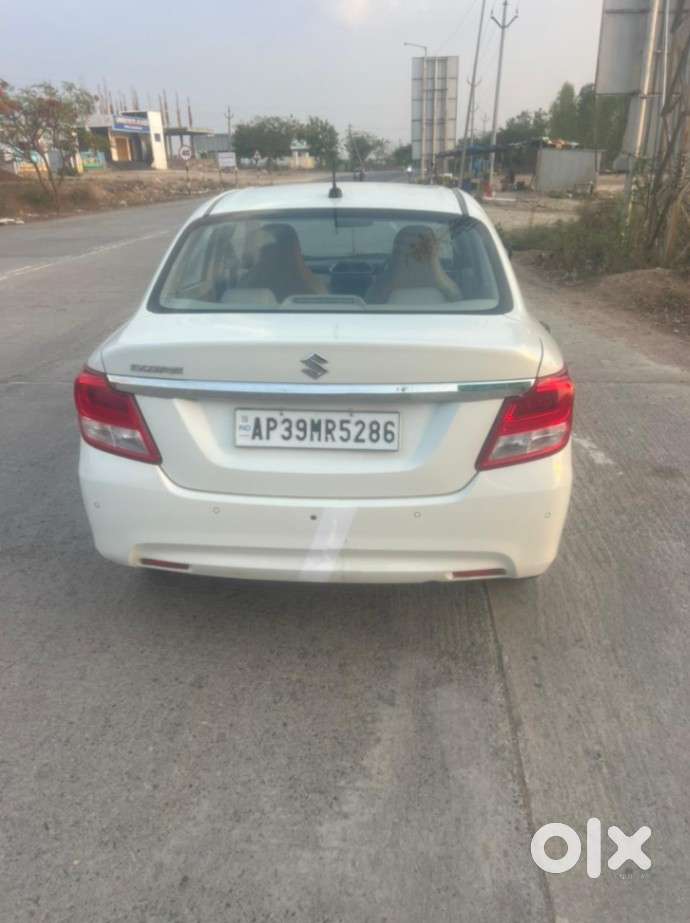 Maruti Suzuki Swift Dzire 1.3 Lxi, 2022, Petrol