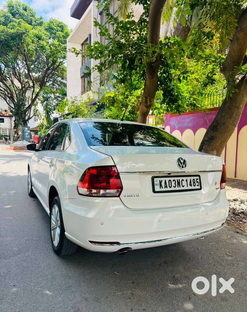 Volkswagen Vento 1.2l Tsi Highline Plus At Petrol, 2018, Petrol