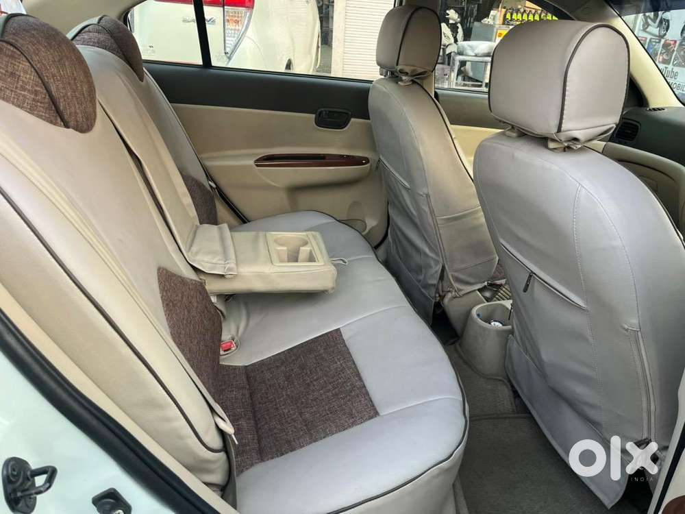 Hyundai Verna 2010 Petrol Well Maintained