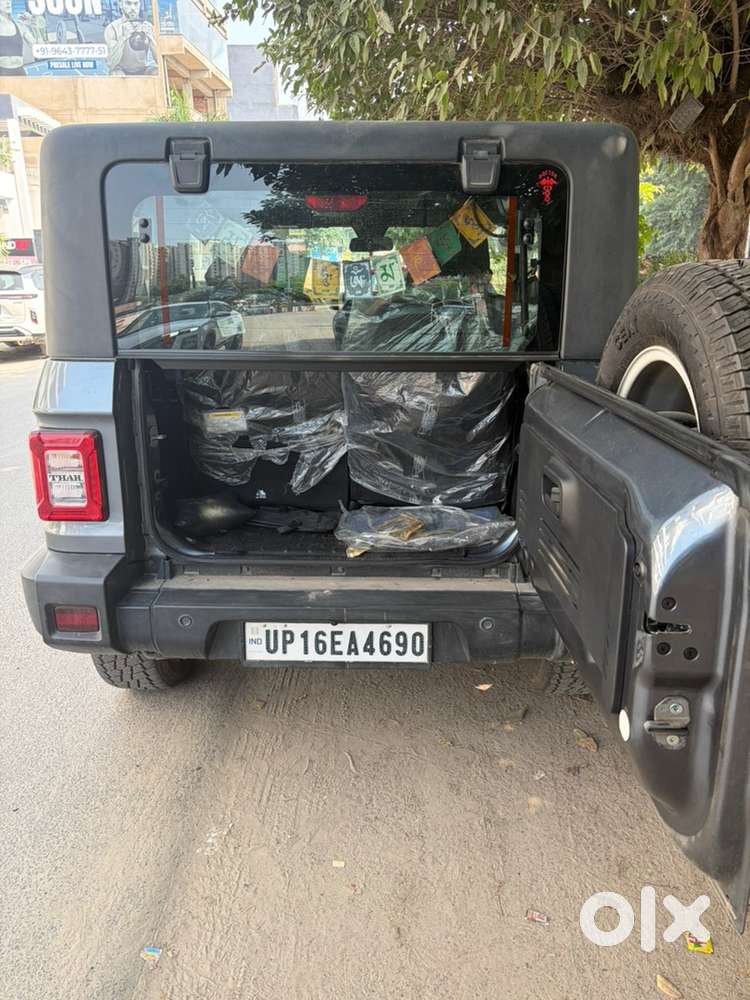Mahindra Thar Petrol 2023