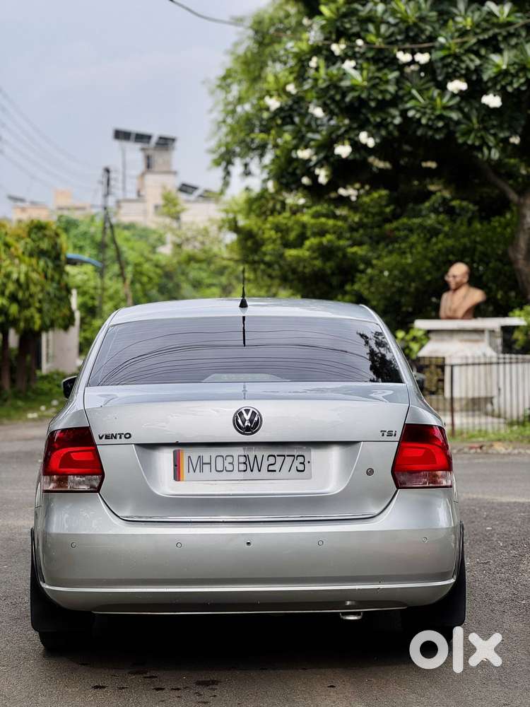 Volkswagen Vento 1.2 Tsi Highline At, 2015, Petrol