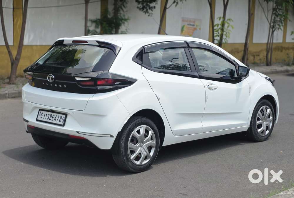 Tata Altroz 1.2 Xt, 2022, Petrol