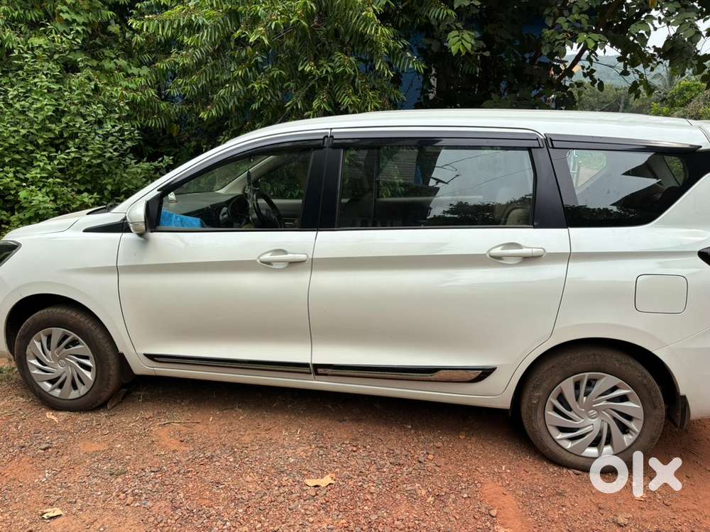 Maruti Suzuki Ertiga 2025 Petrol Well Maintained