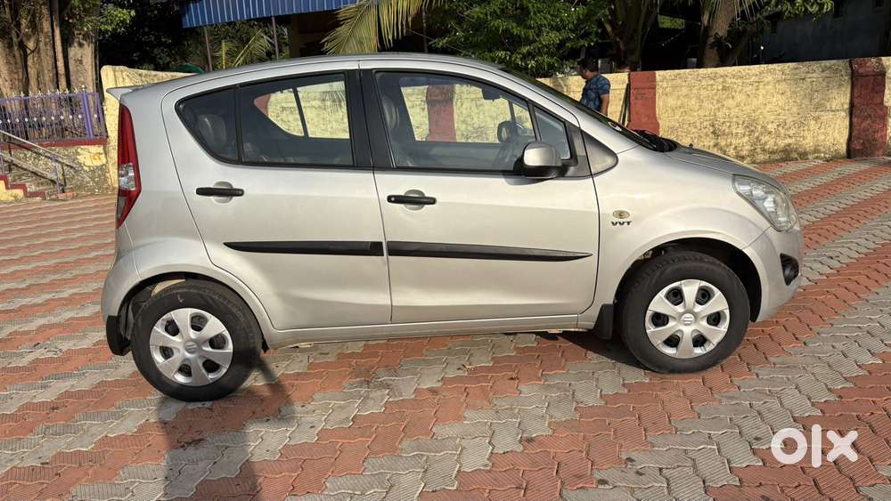 Maruti Suzuki Ritz Vxi, 2013, Petrol