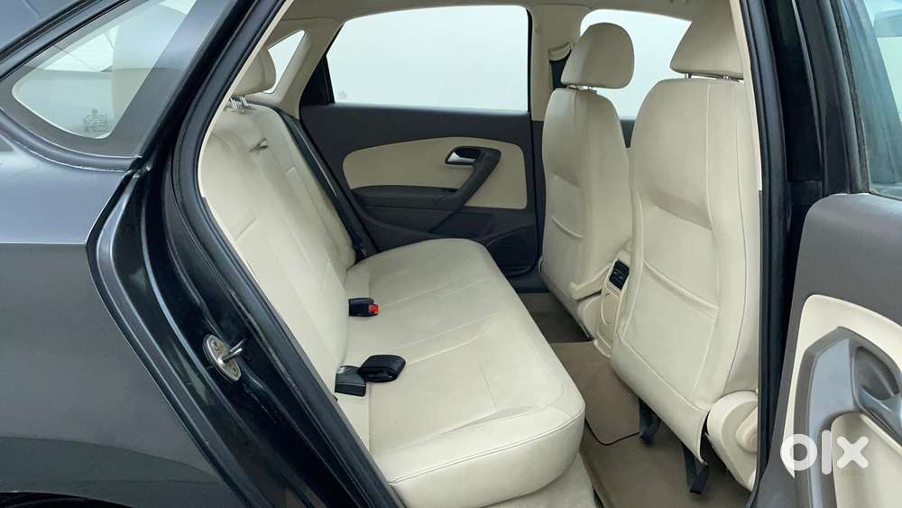 Volkswagen Vento Petrol Highline, 2015, Petrol