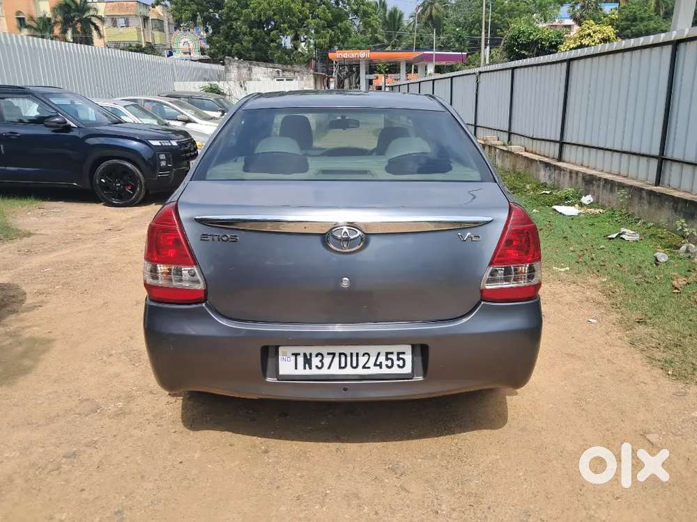 Toyota Etios 2015 Diesel 110000 Km Driven