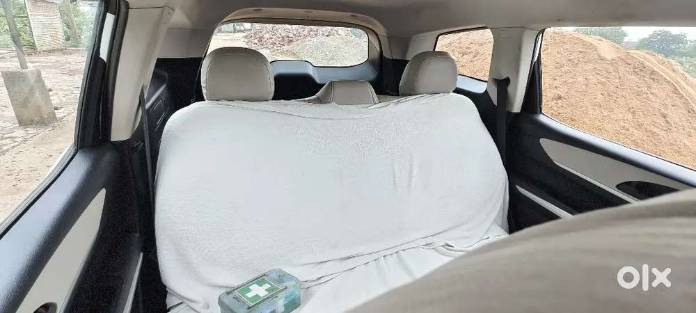 Mahindra Xuv700 Petrol 2024