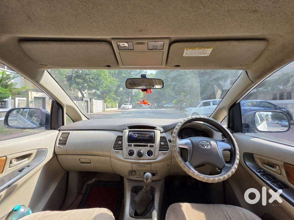 Toyota Innova 2.5 G (diesel) 8 Seater, 2014, Diesel