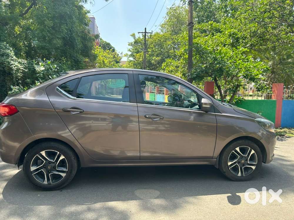 Tata Tigor Petrol 2018