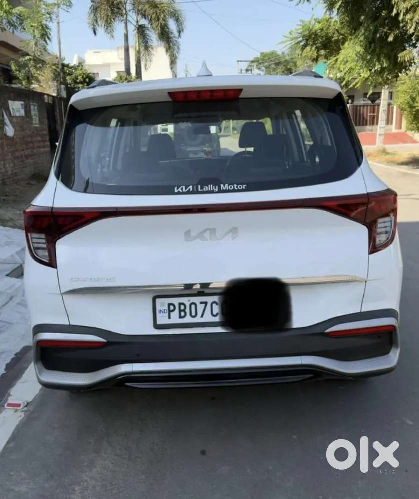Kia Carens Prestige Petrol Manual 2024