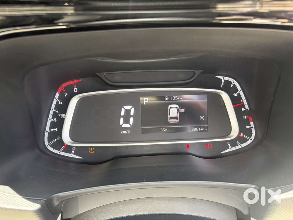 Kia Sonet Htx D, 2023, Petrol
