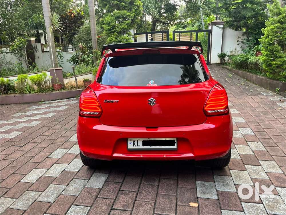 Maruti Suzuki Swift Vxi + Manual, 2023, Petrol