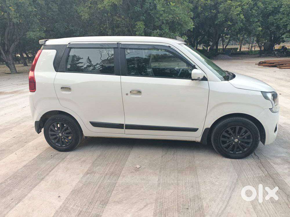 Maruti Suzuki Wagon R 1.0 Vxi Amt, 2024, Petrol