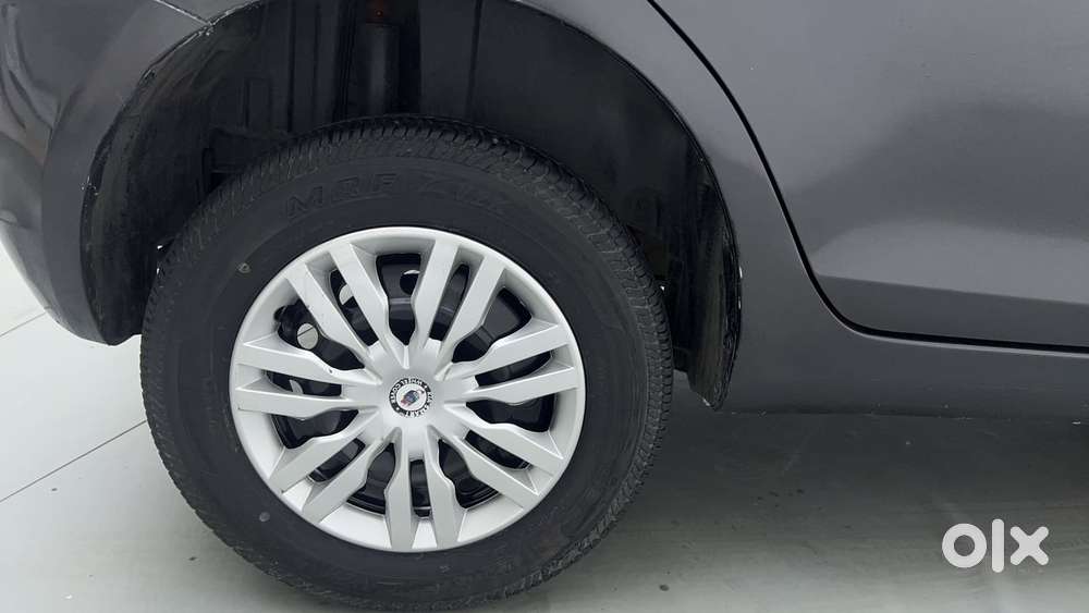 Maruti Suzuki Swift Vvt Vxi, 2016, Petrol