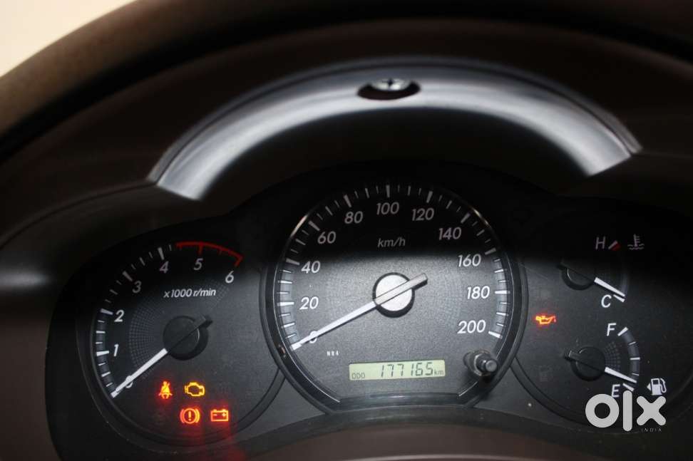 Toyota Innova 2.5 G (diesel) 7 Seater, 2015, Diesel