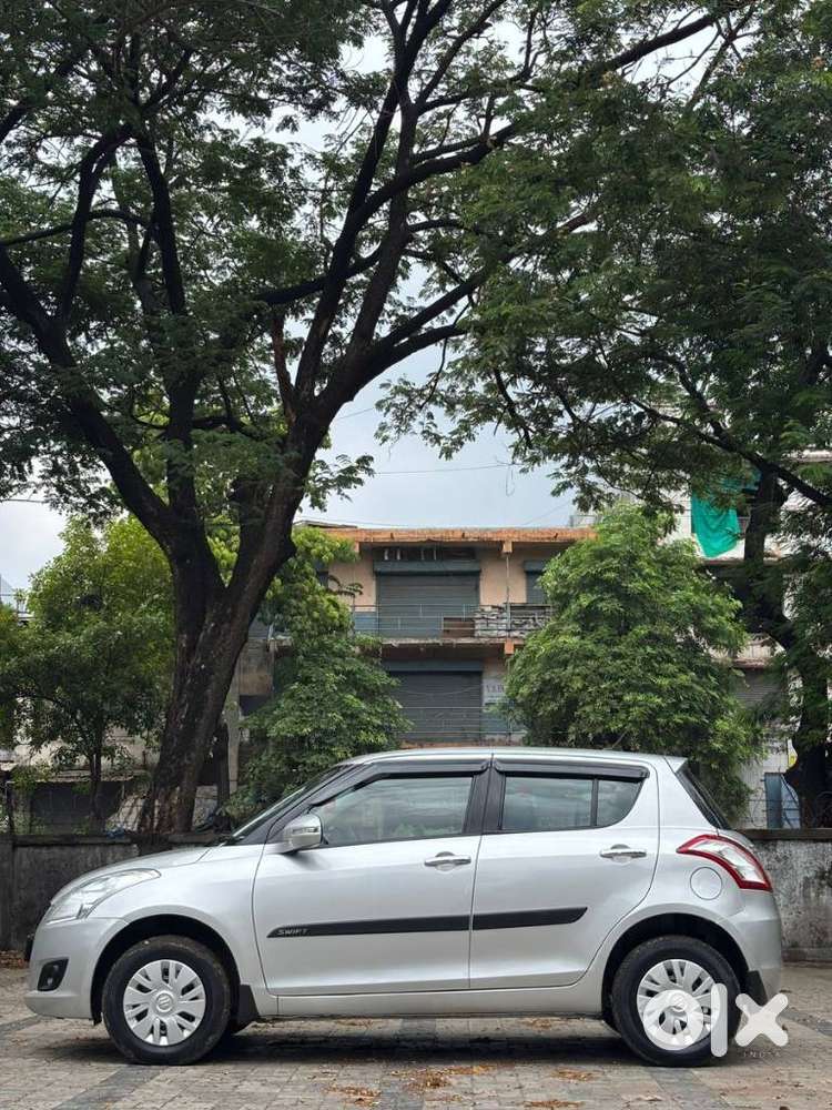 Maruti Suzuki Swift Vxi Optional, 2014, Petrol