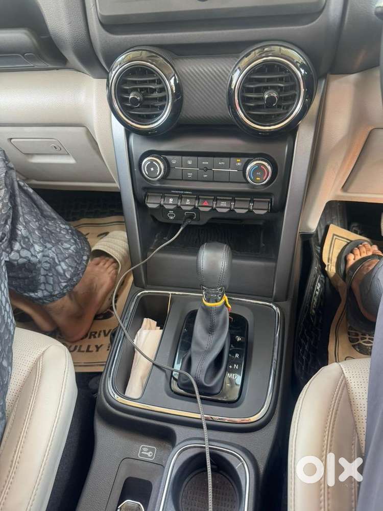 Mahindra Thar Roxx 2025 Diesel Well Maintained