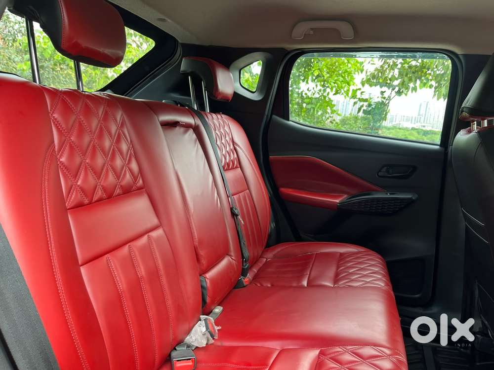 Nissan Magnite Kuro Edition Petrol Amt, 2025, Petrol