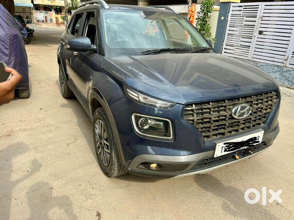 Hyundai Venue Petrol 2022