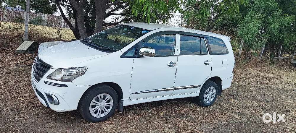 Toyota Innova 2011 Diesel Well Maintained