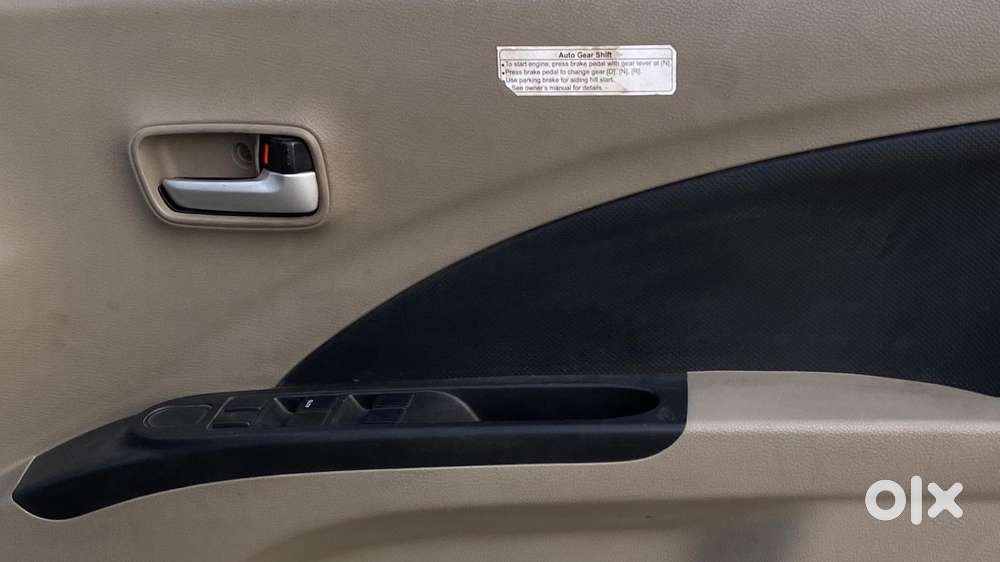 Maruti Suzuki Celerio Vxi At, 2016, Petrol